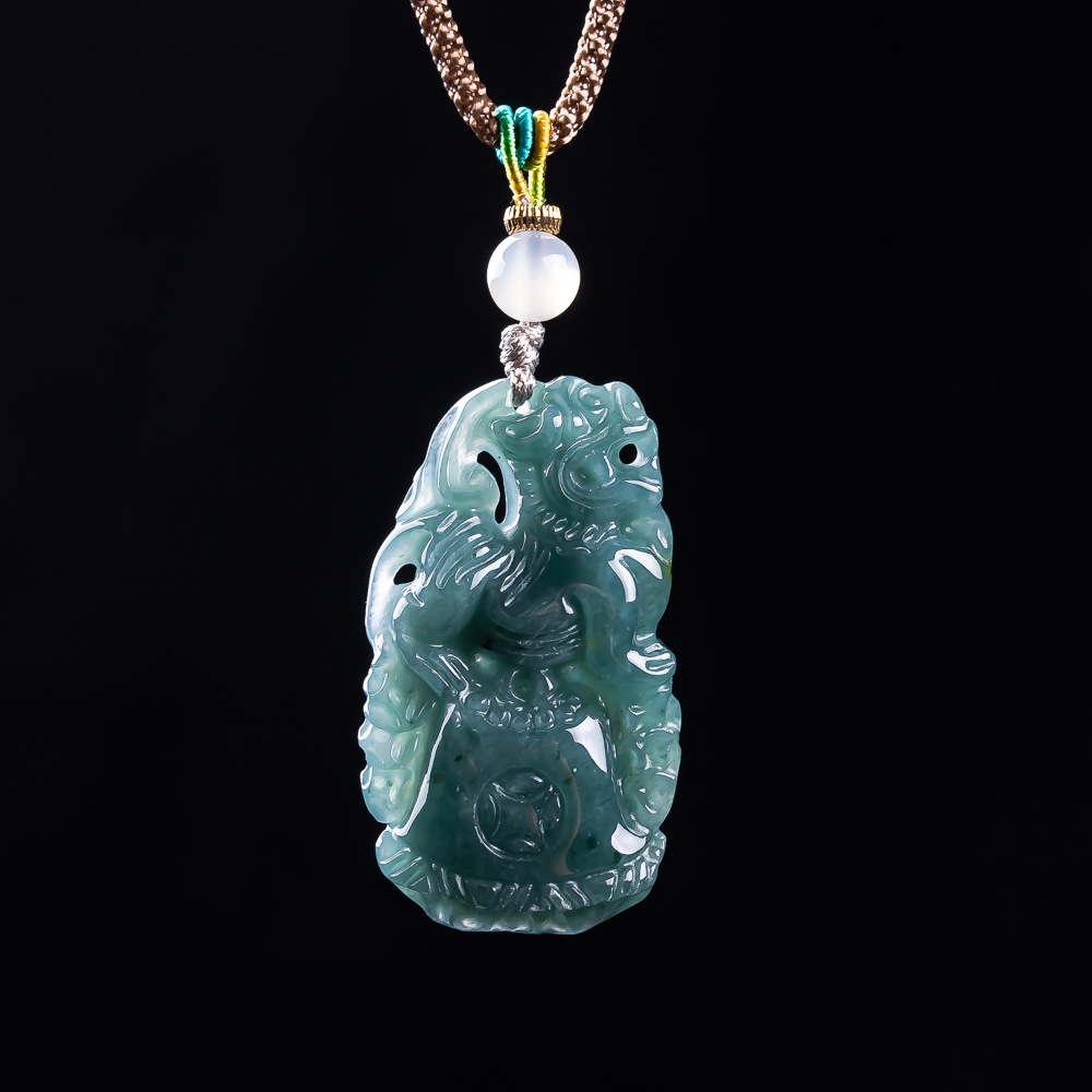 Vintage Necklace - Pingente Pixiu de Jadeíta Birmanesa, Talismãs