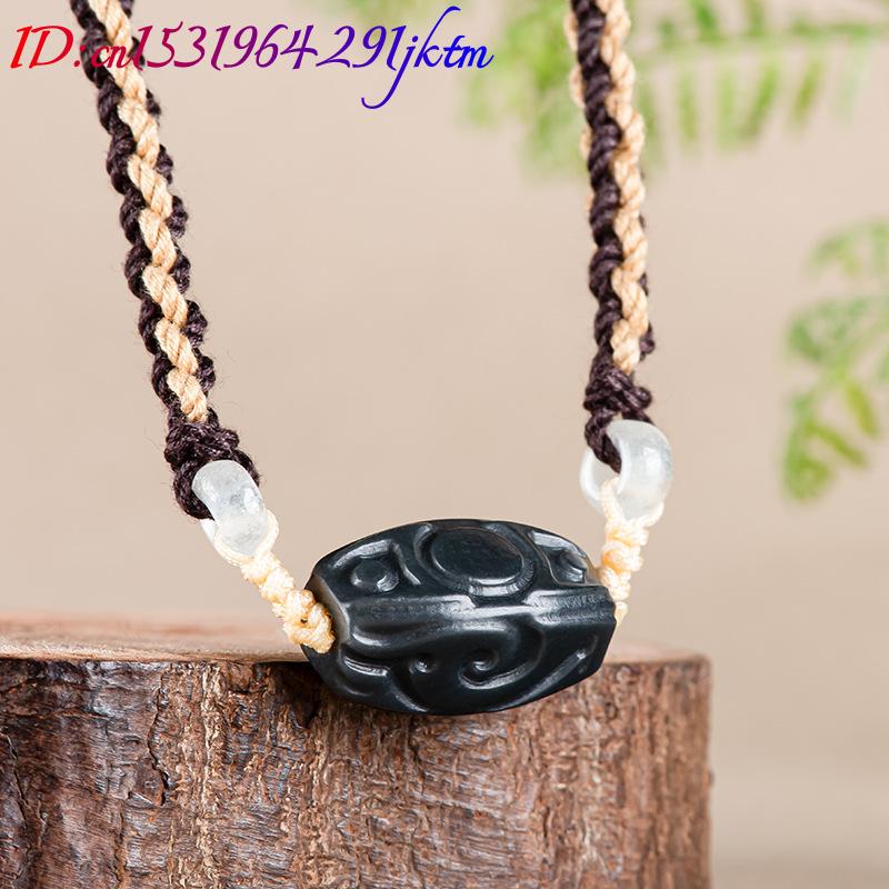 Colar com Pingente de Jade Het - Vintage Necklace avaliação e preço