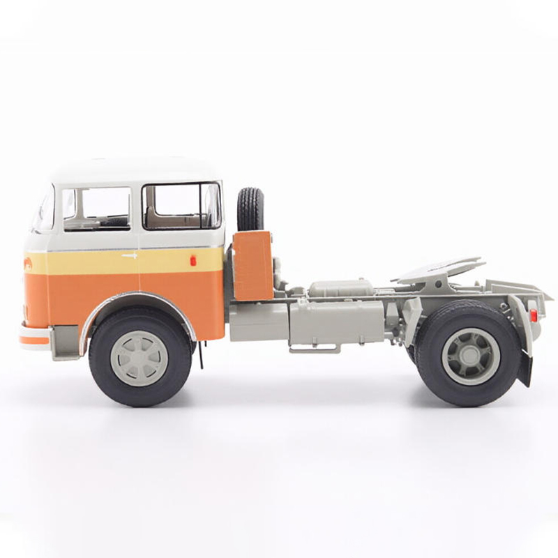 Modelo em Escala 1:43 de Liga  - Vintage Collectible Trucks avaliação e preço