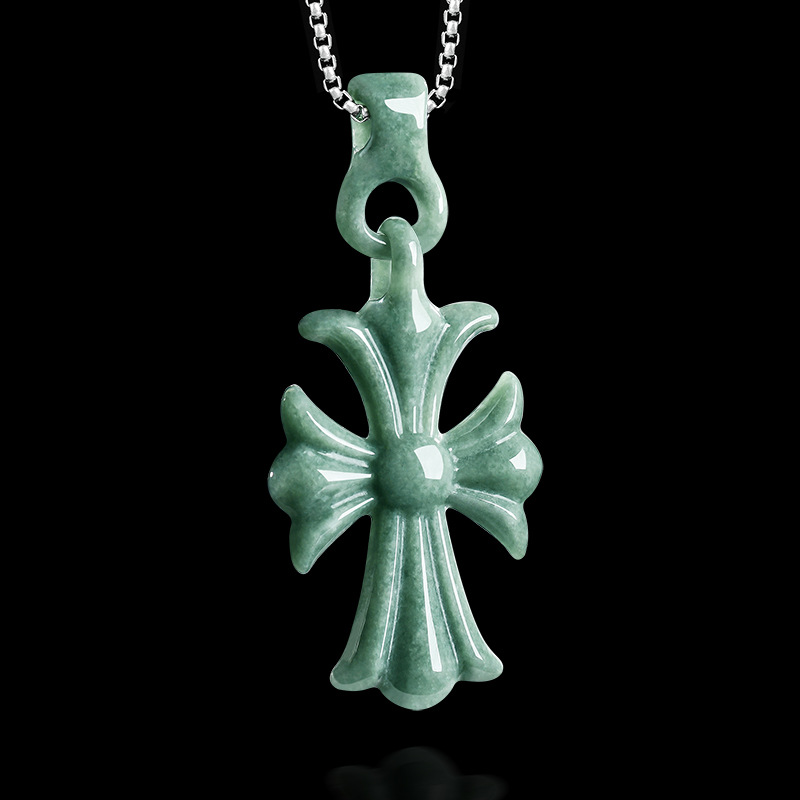 Colar com Pingente de Cruz em  - Vintage Necklace avaliação e preço